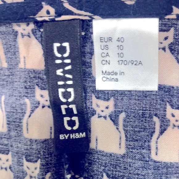 Divided by H&M button down cat print dress - Picture 6 of 7